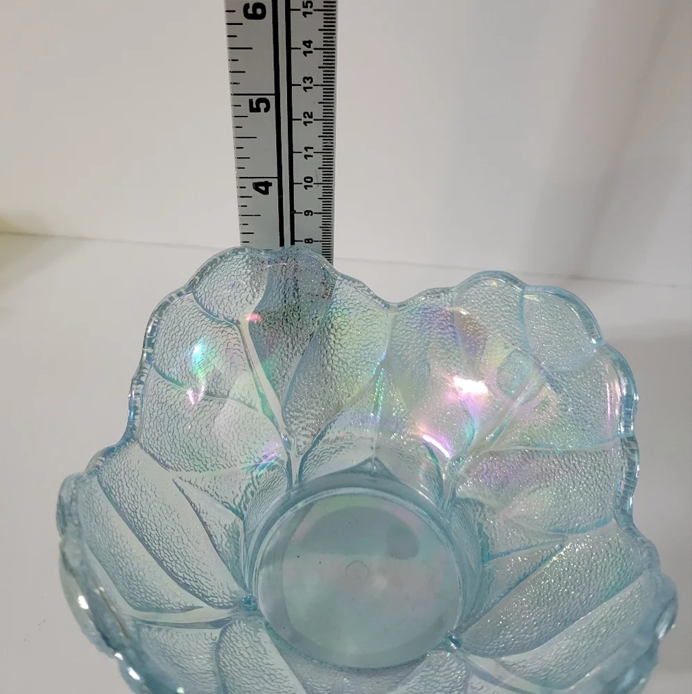 L.E.Smith Irredescent Cabbage Leaf Candle Holder Or Candy Dish